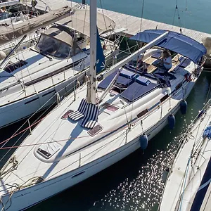 https://cozy-and-charming-sailing-boat.barihotels.org