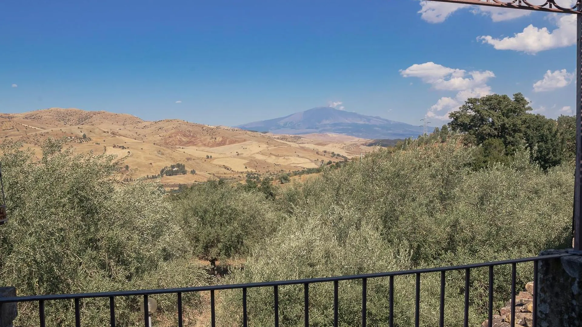 Le Querce Di Cota Villa Troina Italy