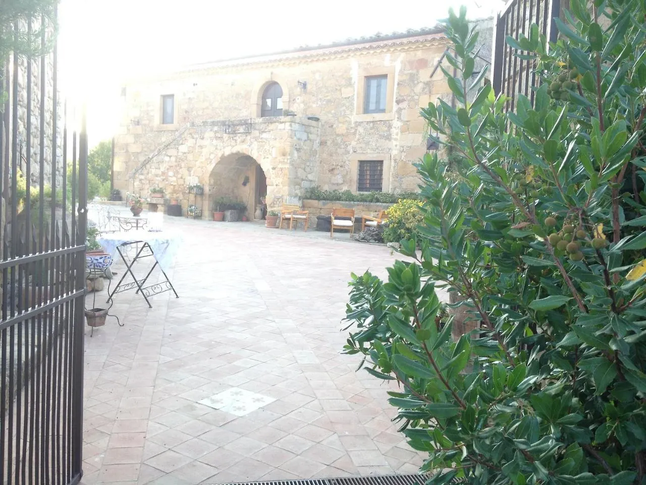 Le Querce Di Cota Villa Troina Feriegård